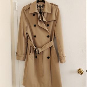 Burberry trench coat NEW with tags